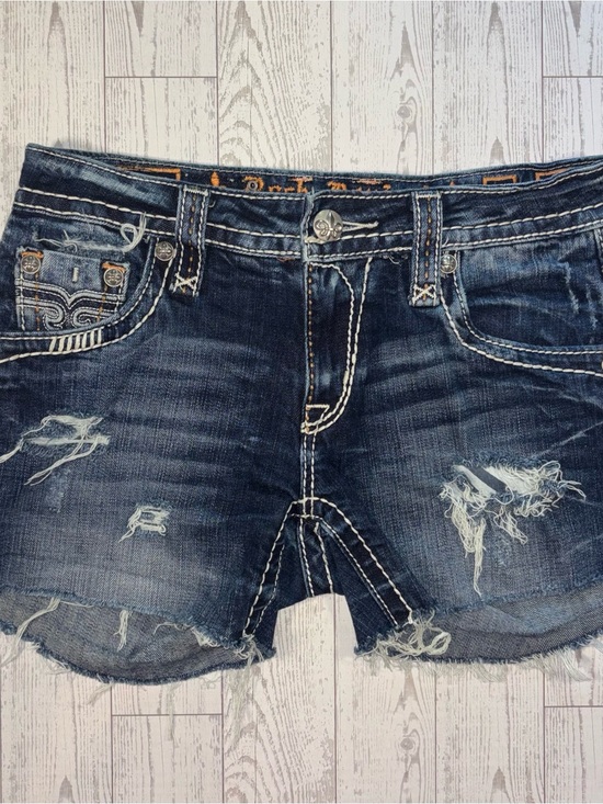 Rock Revival Pants - Rock Revival Lydia Easy Shorts Sz 25 Distressed Denim 4” Inseam